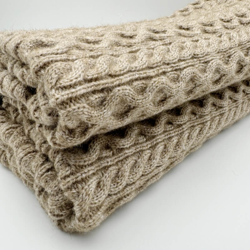 twisted knitted rib trim